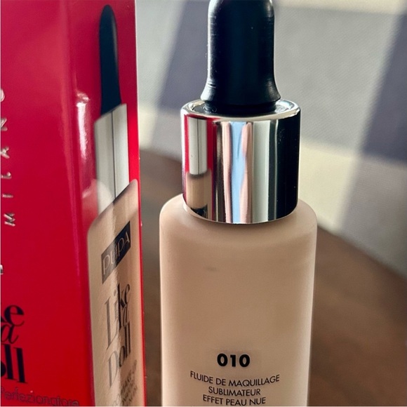 NIB Pupa Milano Like a Doll Foundation in shade Porcelain - Picture 4 of 5